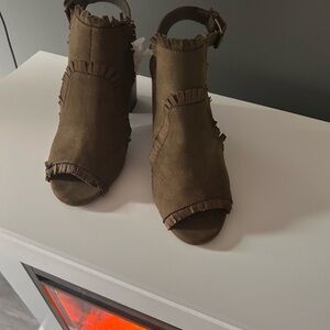 Fringed Army Green Open-Toe Women's Shoes